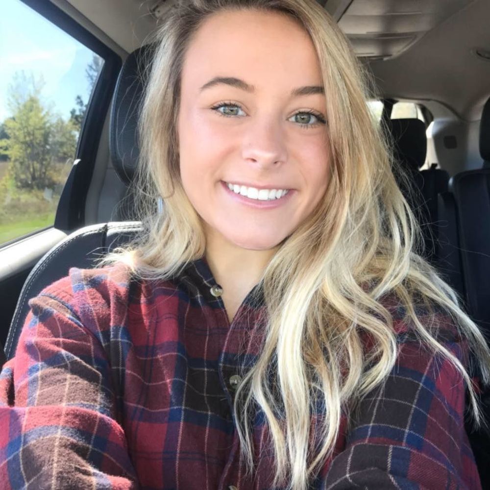 Meet your Posher, Brittany
